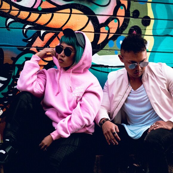 Welcome to xox.LoveandFashion Closet 💕 - Picture 13 of 14